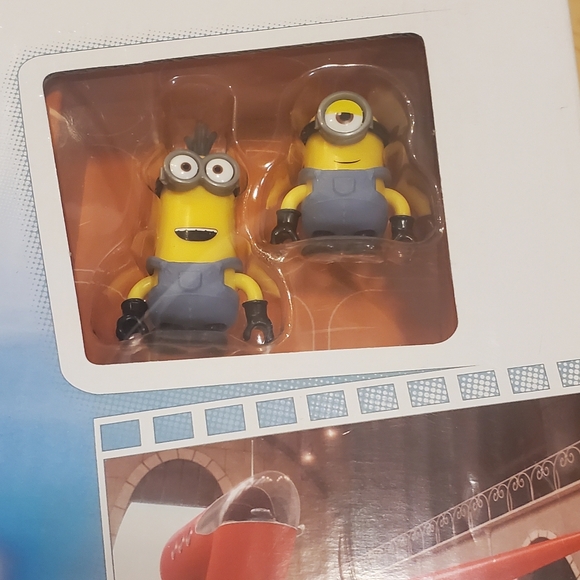 Despicable Me Villain Jet - Picture 2 of 7